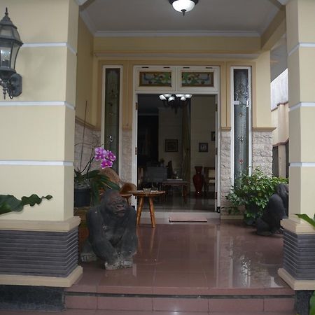 Puri Sagopi Guest House Maguwo Exterior foto