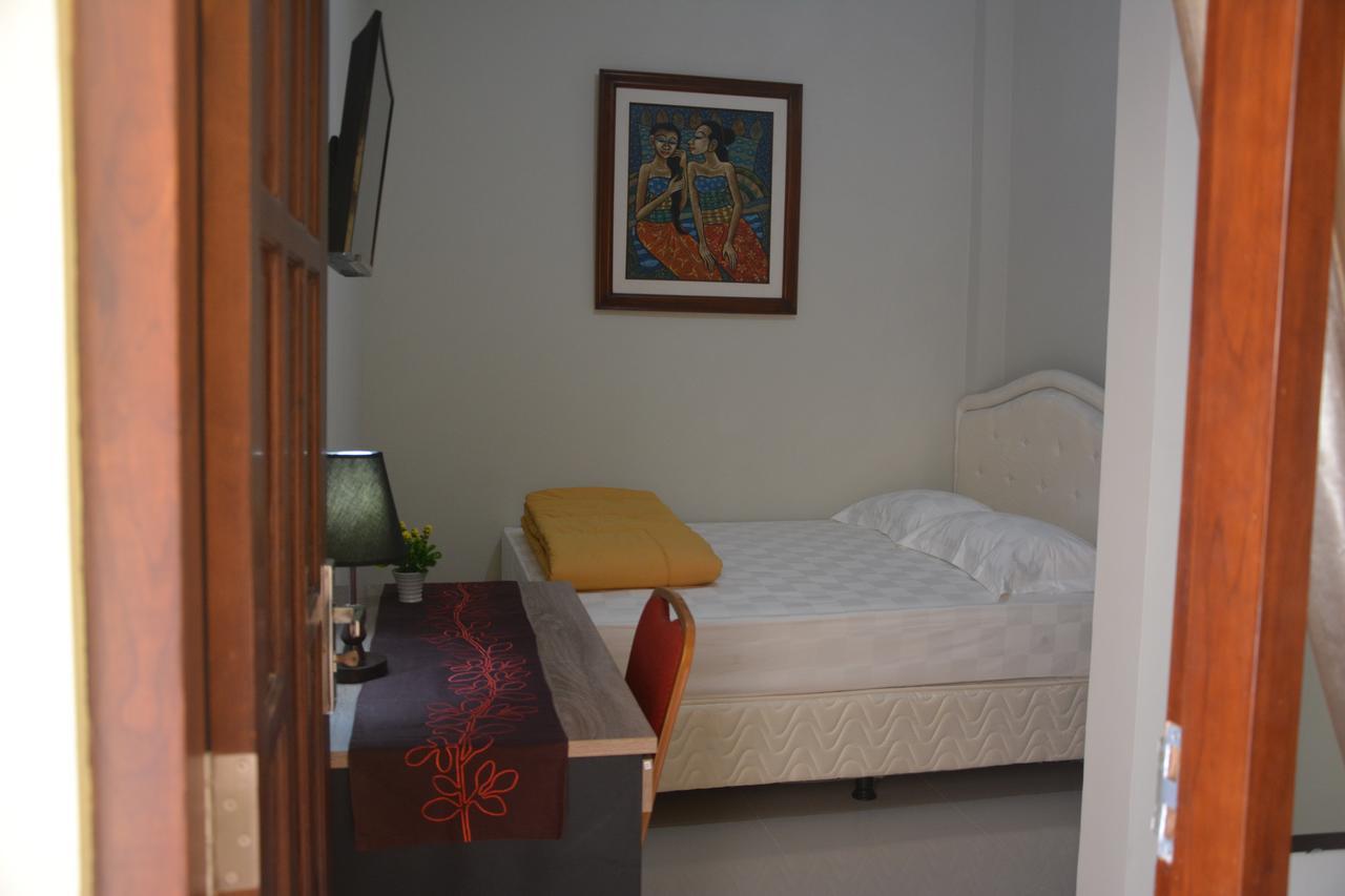 Puri Sagopi Guest House Maguwo Exterior foto